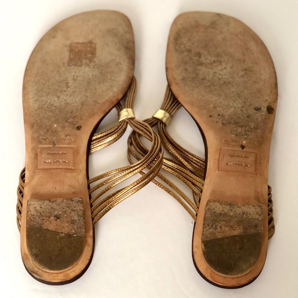 Metallic bronze thong sandals. - Picture 5 of 7